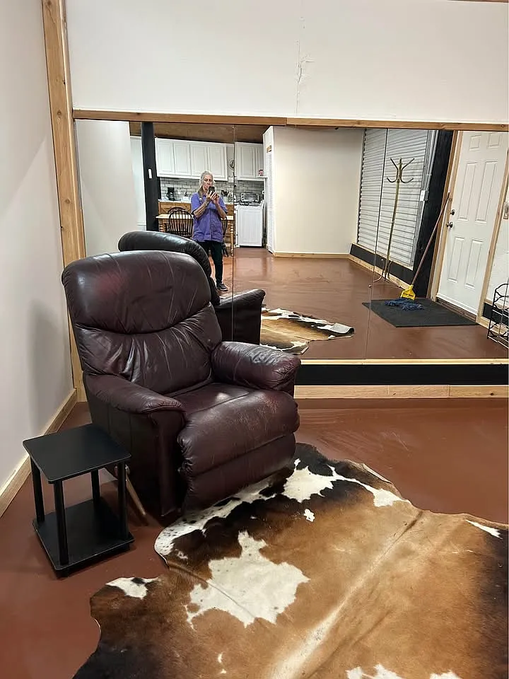 1 bed, 900 sqft, $1,150 — Photo 3