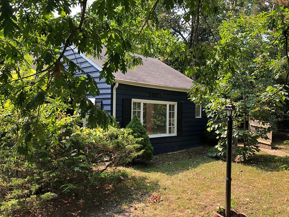 1st image of 24073 N Lakeside Dr