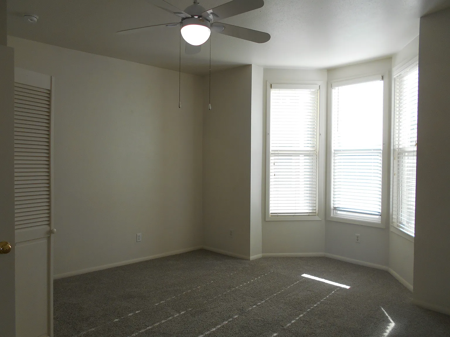 1 bed, 500 sqft, $1,350 — Photo 2
