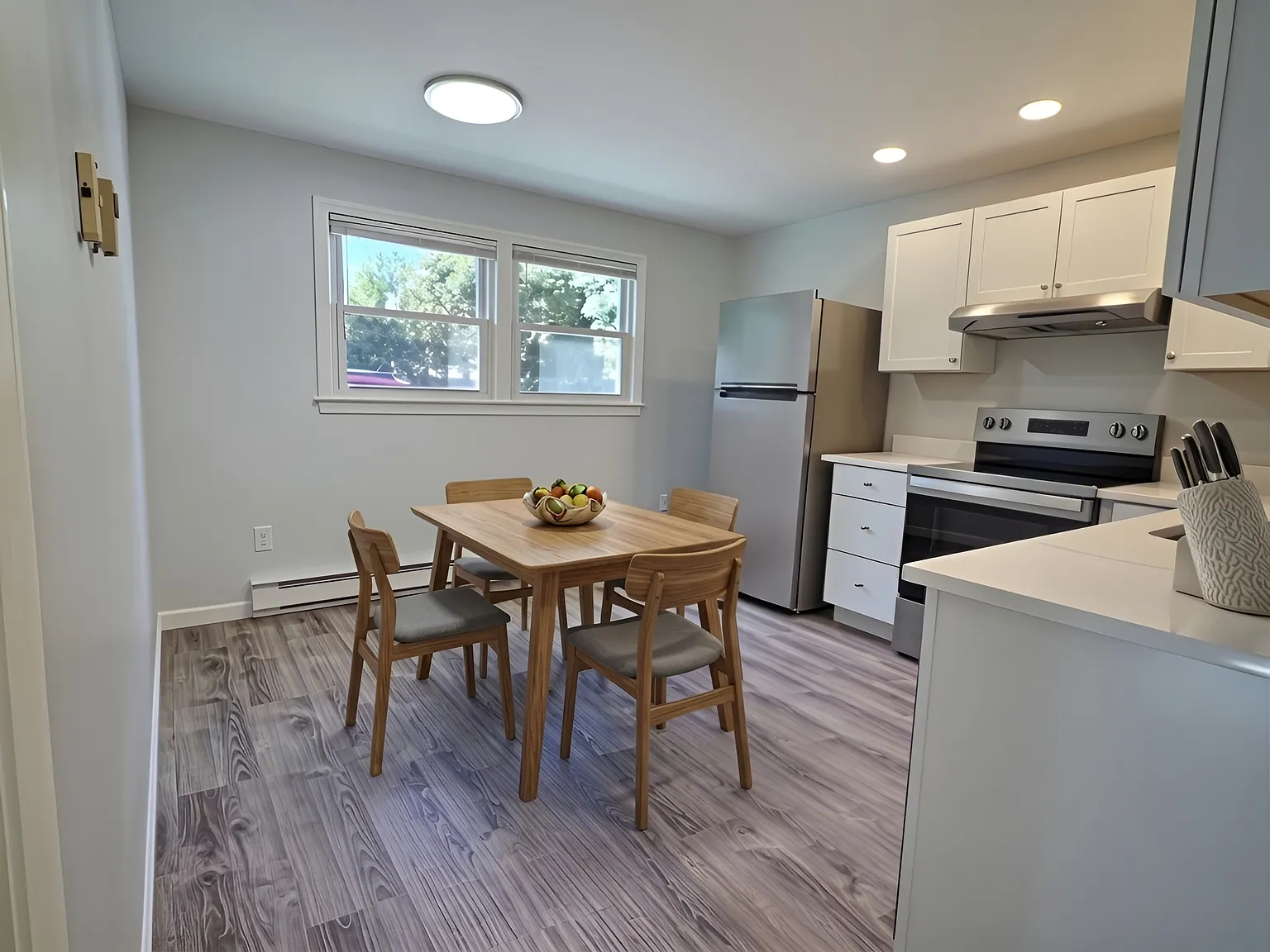 1 bed, 800 sqft, $1,995 — Photo 2