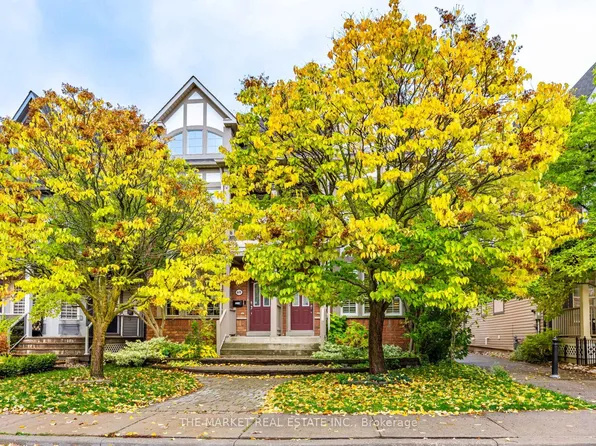 67 Winners Cir, Toronto, ON M4L 3Y7