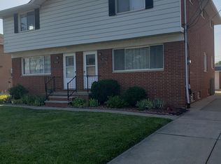 30269 Ridgeview Dr, Wickliffe, OH 44092