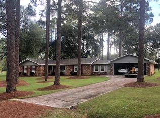 113 Hummingbird Ln, Douglas, GA 31533