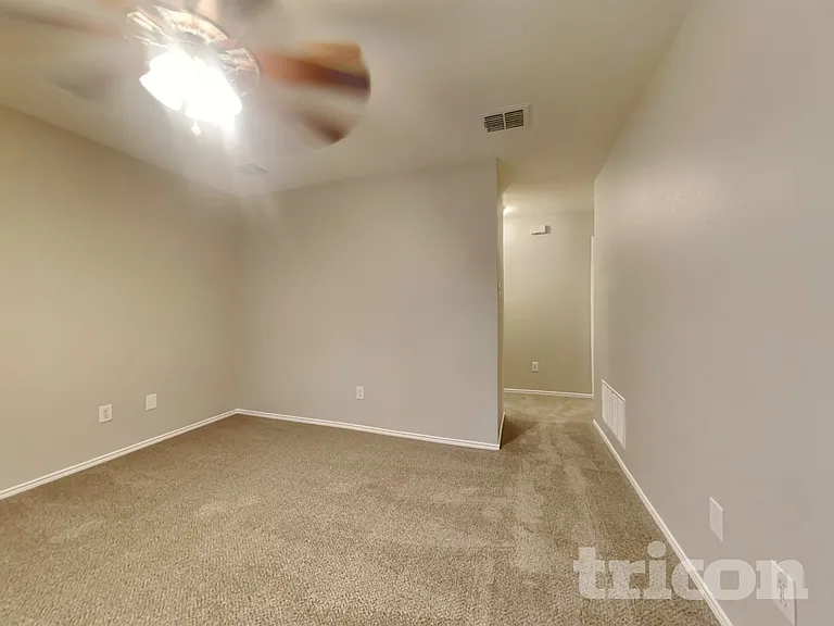 2705 Lynx Ln — Photo 15