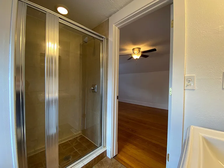 4200 Marburg Ave — Photo 19