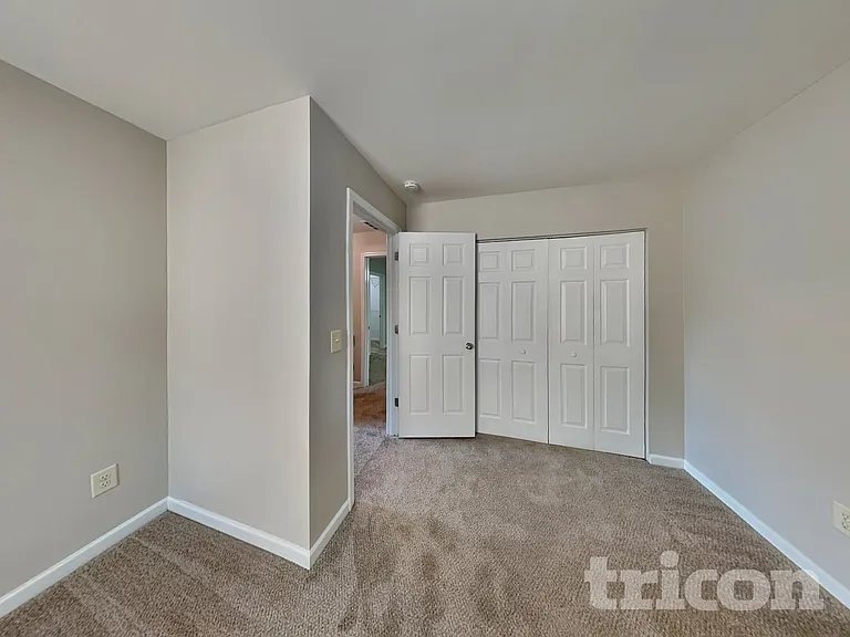 39 Wyndham Ct SE — Photo 12