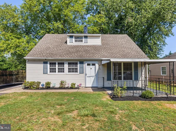 804 Fawn St, Morrisville, PA 19067
