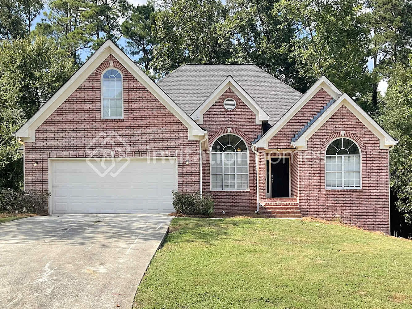 2151 Vintage Oaks Dr Loganville, GA 30052 — Photo 1
