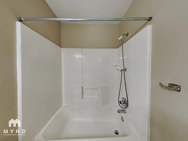 15308 SW Highpoint Dr — Photo 12