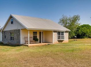 113 Dodd Preston Rd, Elgin, TX 78621