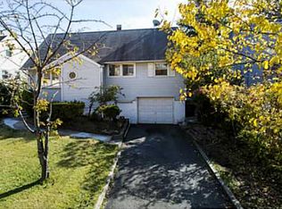 6 Jefferson St, Metuchen, NJ 08840
