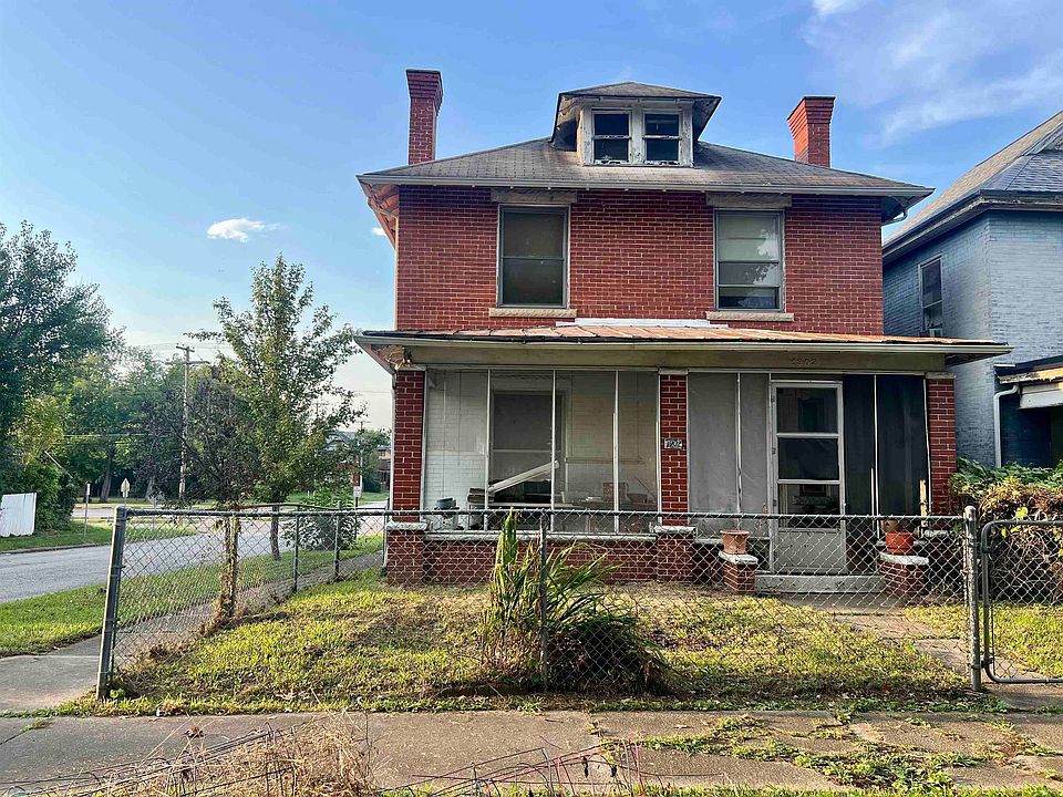 1st image of 1902 12th Ave