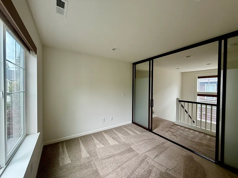 Room/Office