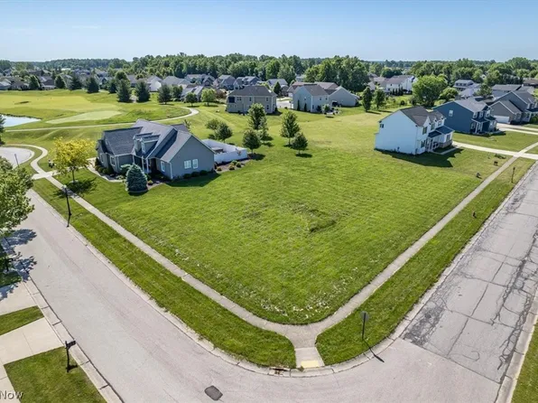 202 General Lee St, Lagrange, OH 44050