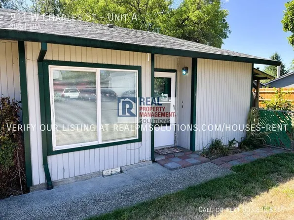 911 W Charles St APT A, Newberg, OR 97132