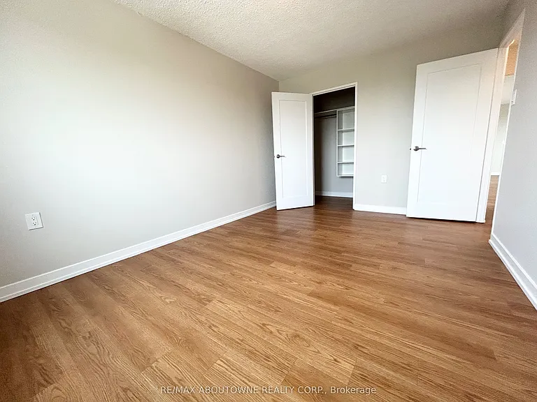 82 Millside Dr #904 — Photo 12