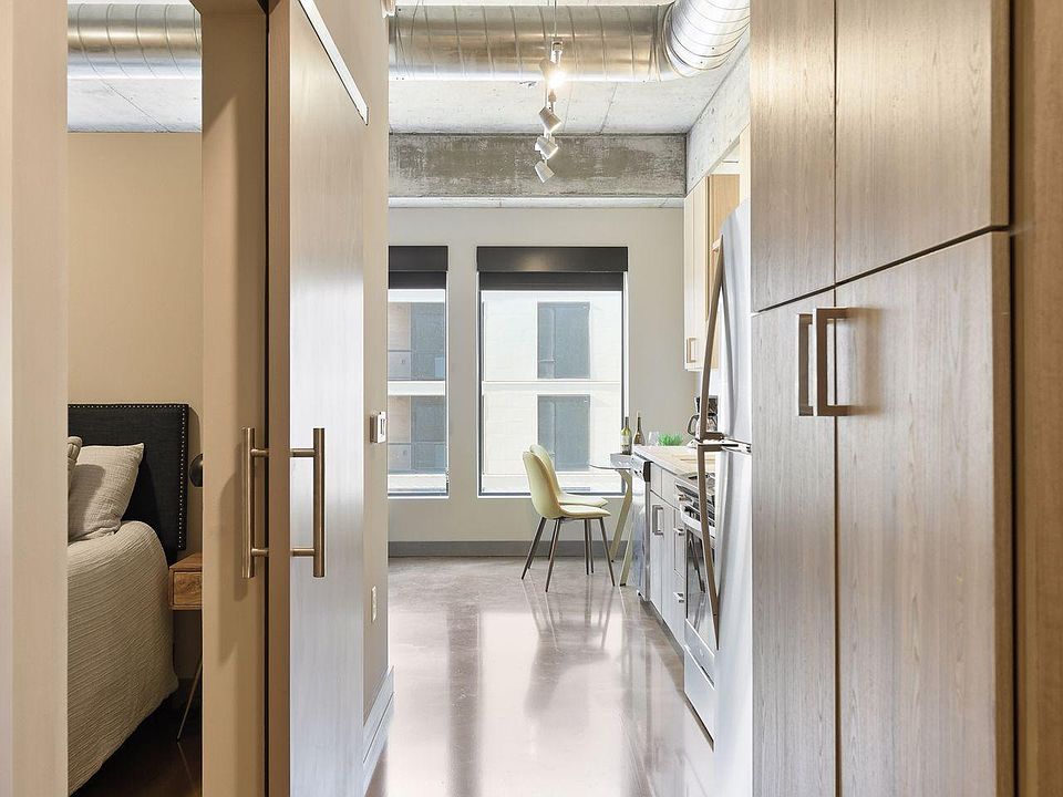 1st image of 728 3rd St N #405