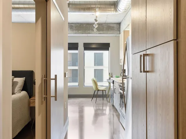 728 3rd St N #405, Minneapolis, MN 55401