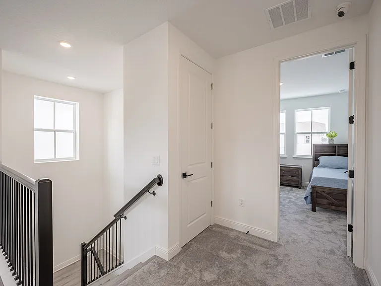 10132 Peebles St — Photo 53