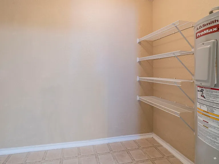 7607 Caballo Cyn — Photo 16