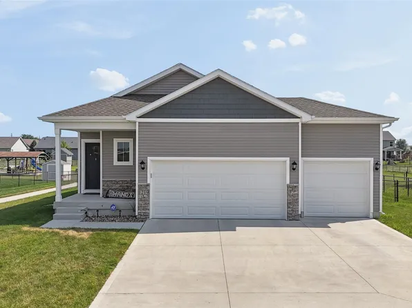 1219 12th St SE, Bondurant, IA 50035