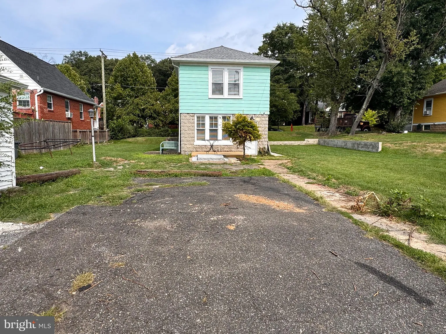 3 bed, 1.0 bath, 1500 sqft, $3,495 — Photo 4