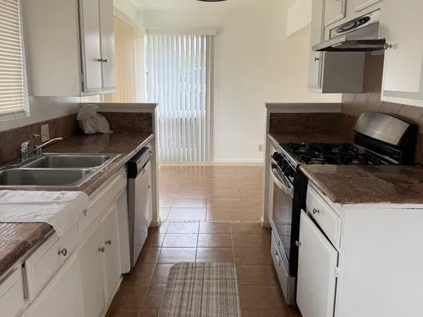 41541 Marine Dr, Hemet, CA 92544