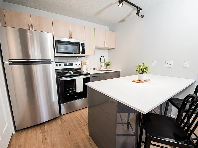 1004 W Main St #314 — Photo 11