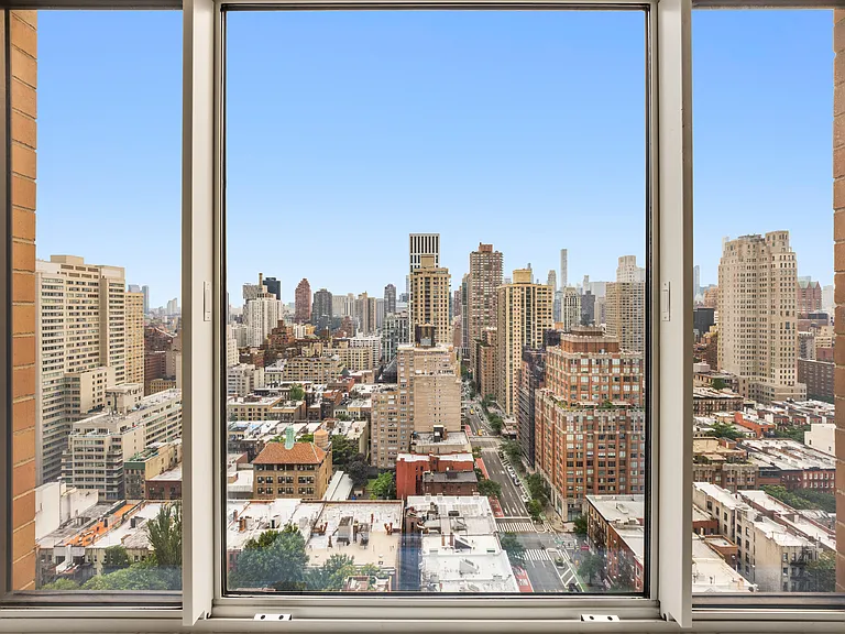 400 E 84th St #24-C — Photo 8