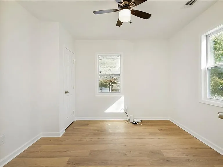 1015 Sims St SW — Photo 20