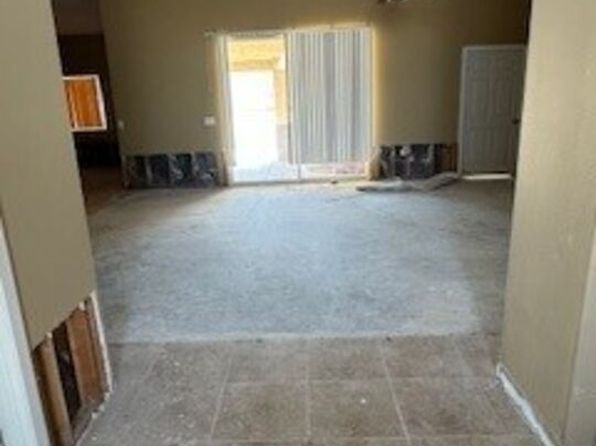 1861 Calaveras Rd, Pinon Hills, CA 92372