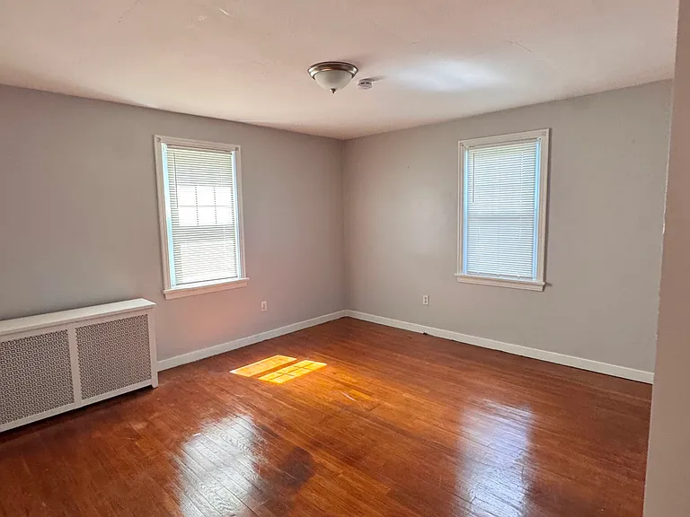 103 Jacob St — Photo 10