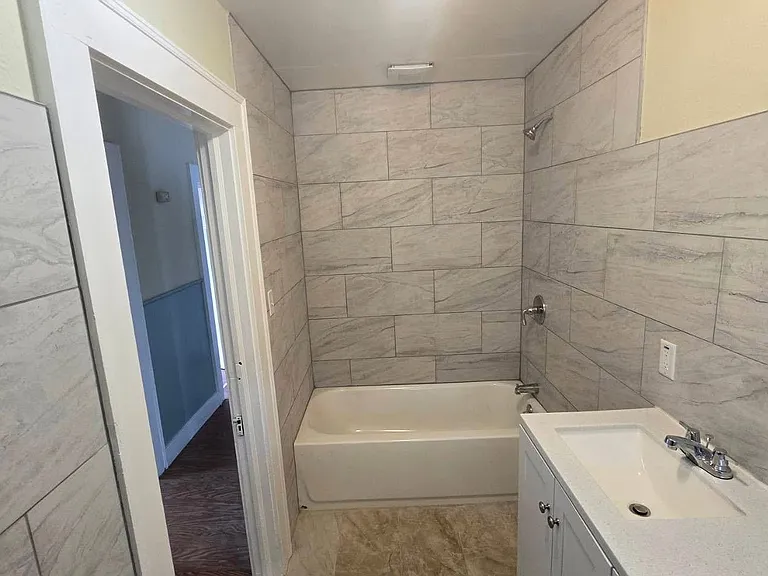 257 W Main St #2 — Photo 7