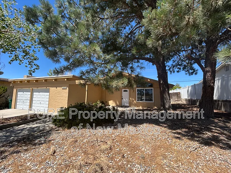 3509 N Dustin Ave — Photo 1