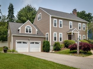 5 Reservoir Rdg, Framingham, MA 01702
