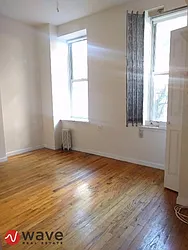 Rented by Wave Real Estate Group