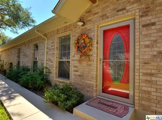 643 Bluffside Dr, New Braunfels, TX 78130