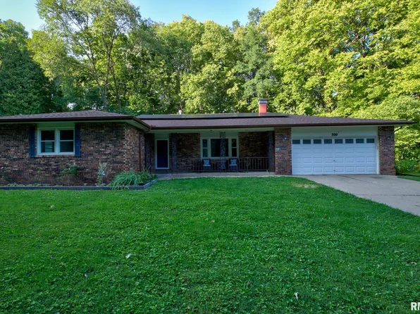 700 Beacon St, Peoria, IL 61603