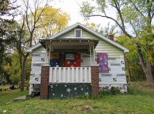 16737 Dolphin St, Detroit, MI 48219