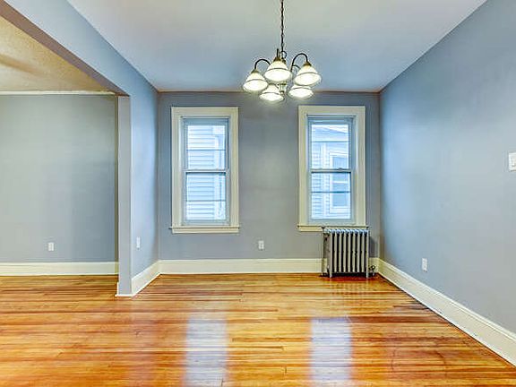 3rd image of 56 Sunnyside Ter Floor 2