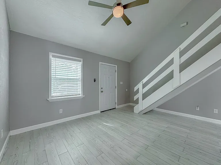 934 S Lipona Rd — Photo 17