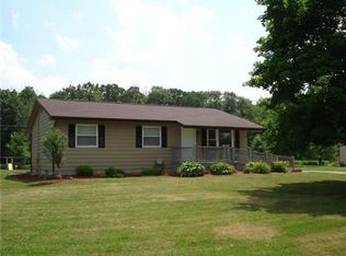 6871 Winegar Rd, Perry, MI 48872