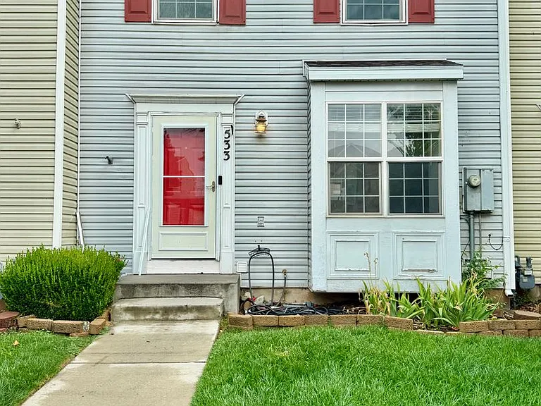 533 S 450 E — Photo 1