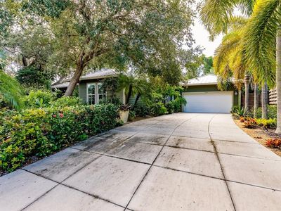 2324 Roselawn Cir, Sarasota, FL, 34231