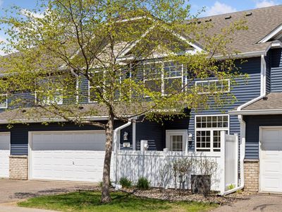 424 Hickory Ln N, Oakdale, MN, 55128