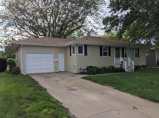 325 N Howard St, Fremont, NE 68025