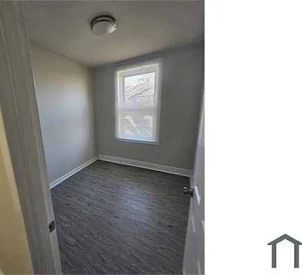 4948 Charles St — Photo 6