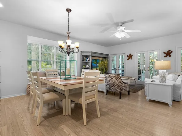 1260 PALMETTO Court #106, Vero Beach, FL 32963