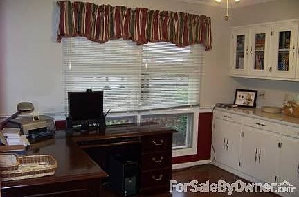 Study
						:
						Built-ins with hardwood floors