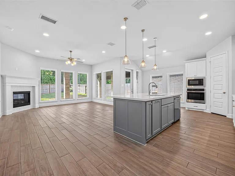 232 W Netleaf Ct — Photo 16